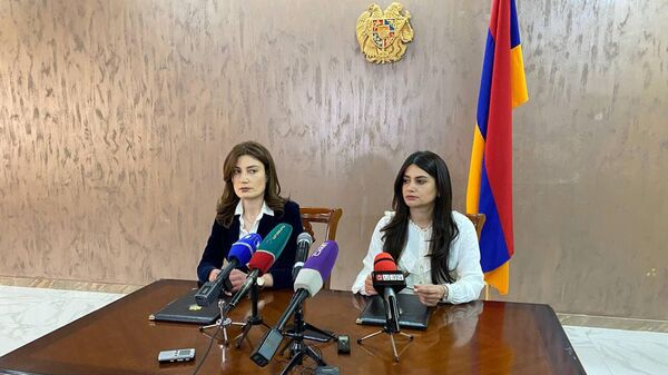 Церемония подписания меморандумa о сотрудничестве между блоком Баласанян и партией Гражданский договор (30 октября 2021). Гюмри - Sputnik Армения