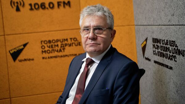 Президент Российской академии наук Александр Сергеев в гостях радио Sputnik - Sputnik Армения