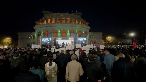 Как прошел митинг оппозиционного блока «Айастан» в Ереване - Sputnik Армения