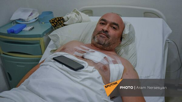 Получивший ранение от рук азербайджанского военнослужащего Гагик Казарян в медцентре в Степанакерте - Sputnik Արմենիա