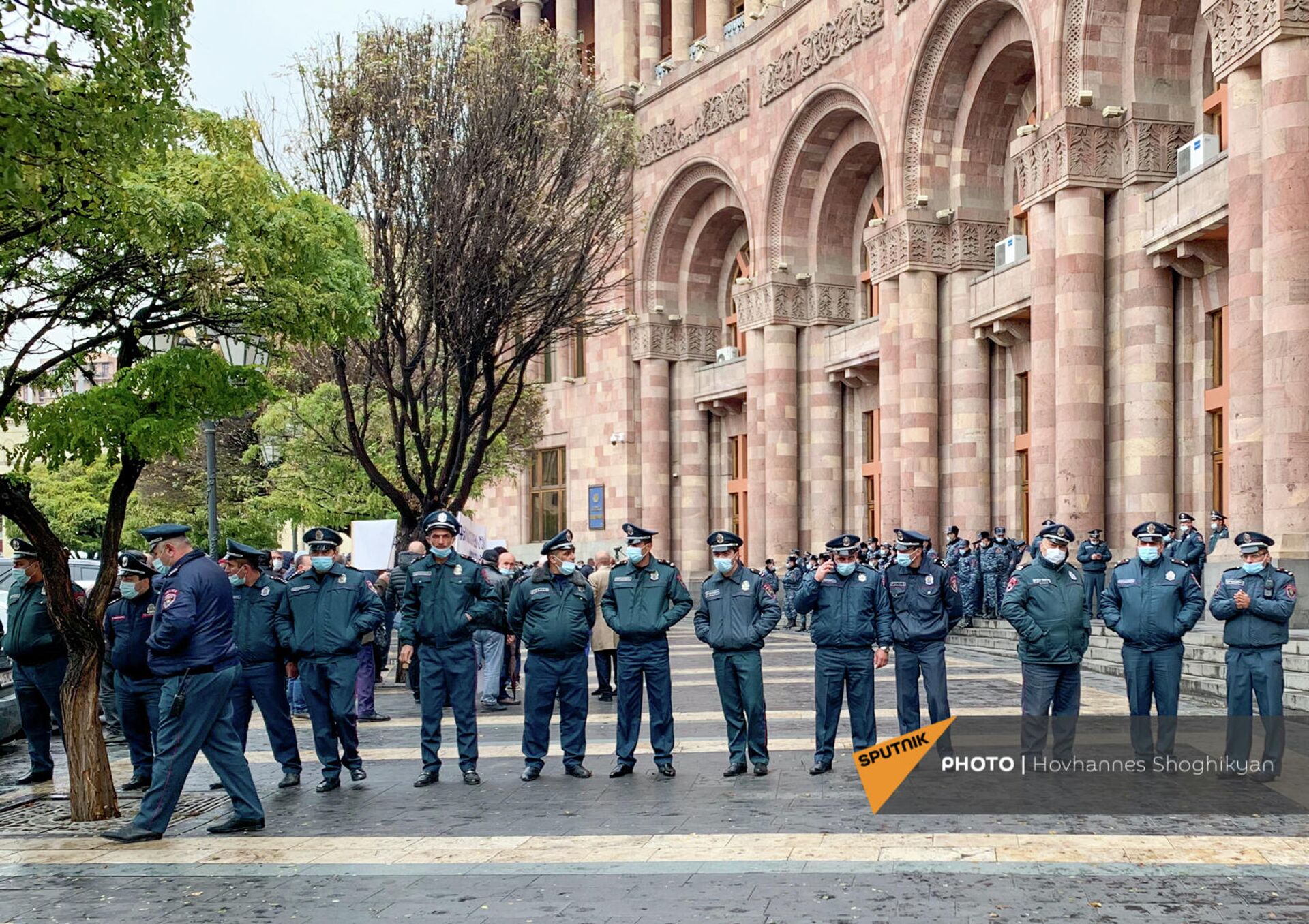 Акция протеста перед домом Правительства (11 ноября 2021). Еревaн - Sputnik Արմենիա, 1920, 11.11.2021