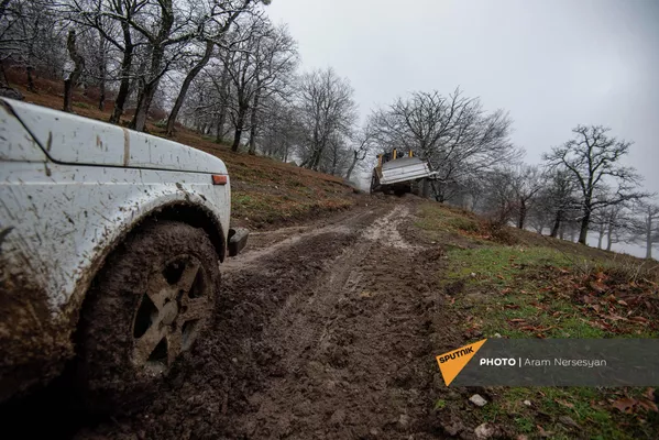 Дорога Барцраван-Тандзавер, выходящая на альтернативную Горис-Капану дорогу Шинуайр-Татев-Капан - Sputnik Армения