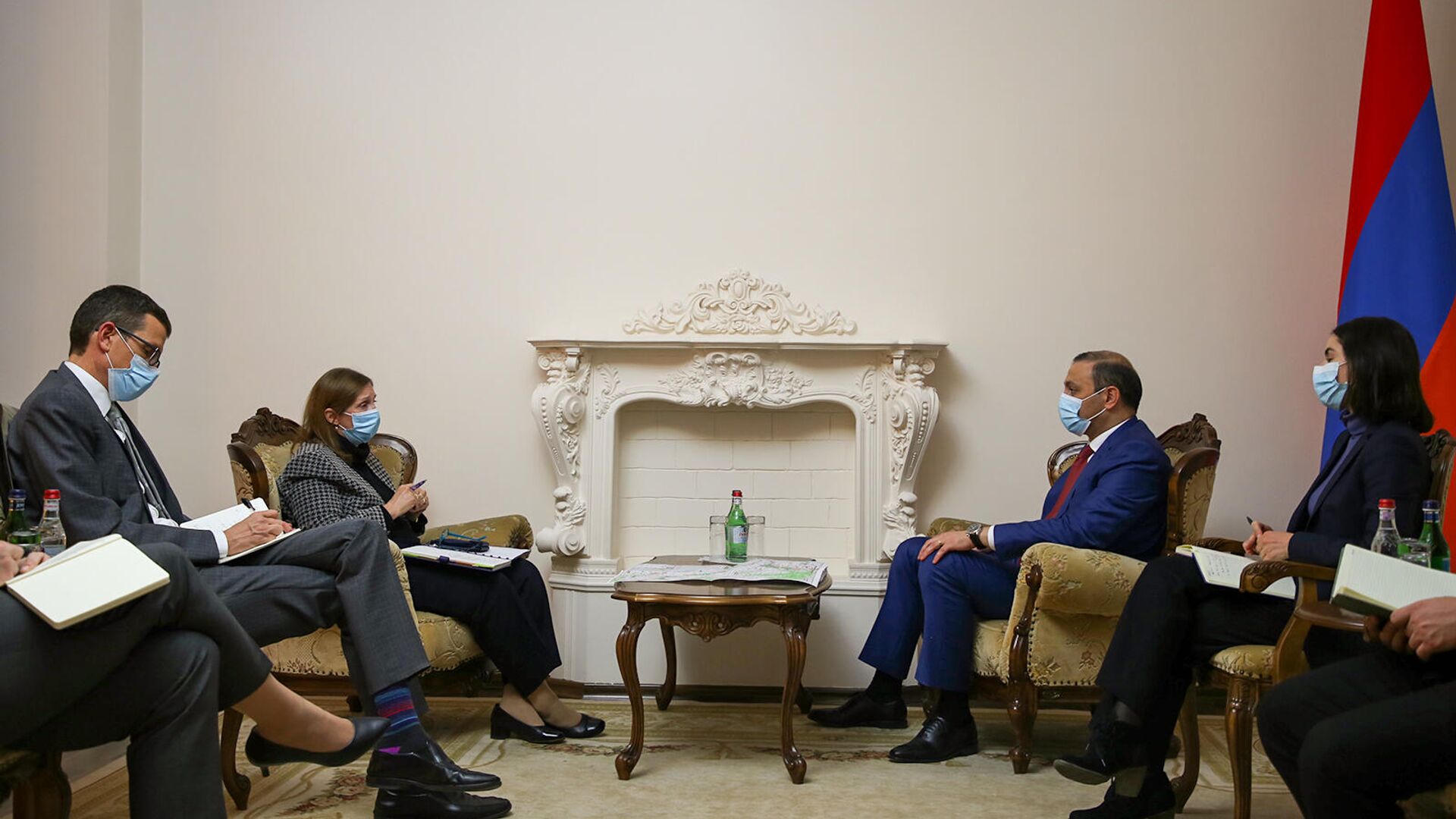 Секретарь Совбеза Армен Григорян встретился с послом США в Армении Линн Трейси (16 ноября 2021). Еревaн - Sputnik Армения, 1920, 16.11.2021