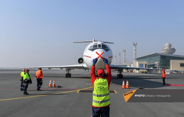 Ղրղզստանի կառավարական ինքնաթիռը «Զվարթնոց» օդանավակայանում (18 նոյեմբերի, 2021) - Sputnik Արմենիա