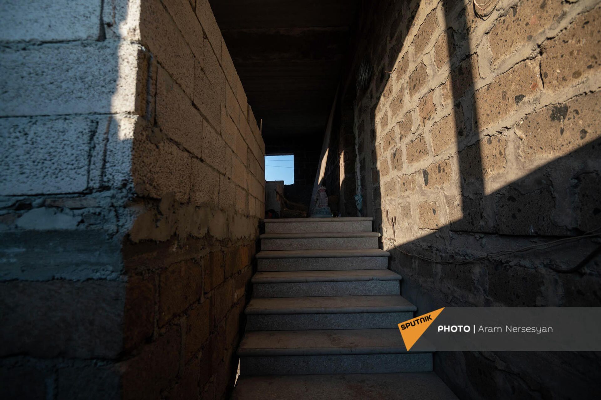 Лестница в новом крыле дома Егиазарянов - Sputnik Армения, 1920, 19.11.2021