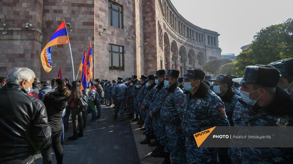 Активисты движения 5165 на площади Республики (22 ноября 2021). Еревaн - Sputnik Армения