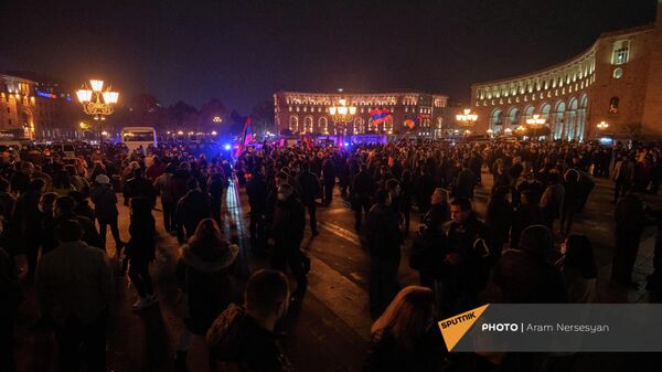 Митинг Освободительного движения на площади Республики (24 ноября 2021). Еревaн - Sputnik Армения
