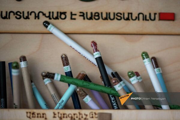 Ручки Eco pen с семенами - Sputnik Армения
