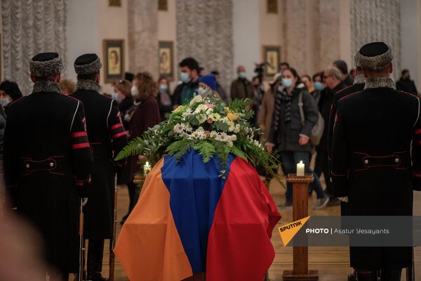 Гражданская панихида по Вано Сирадегяну - Sputnik Армения