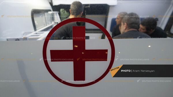 Армянские военнопленные в аэропорту Эребуни (4 декабря 2021). Еревaн - Sputnik Армения