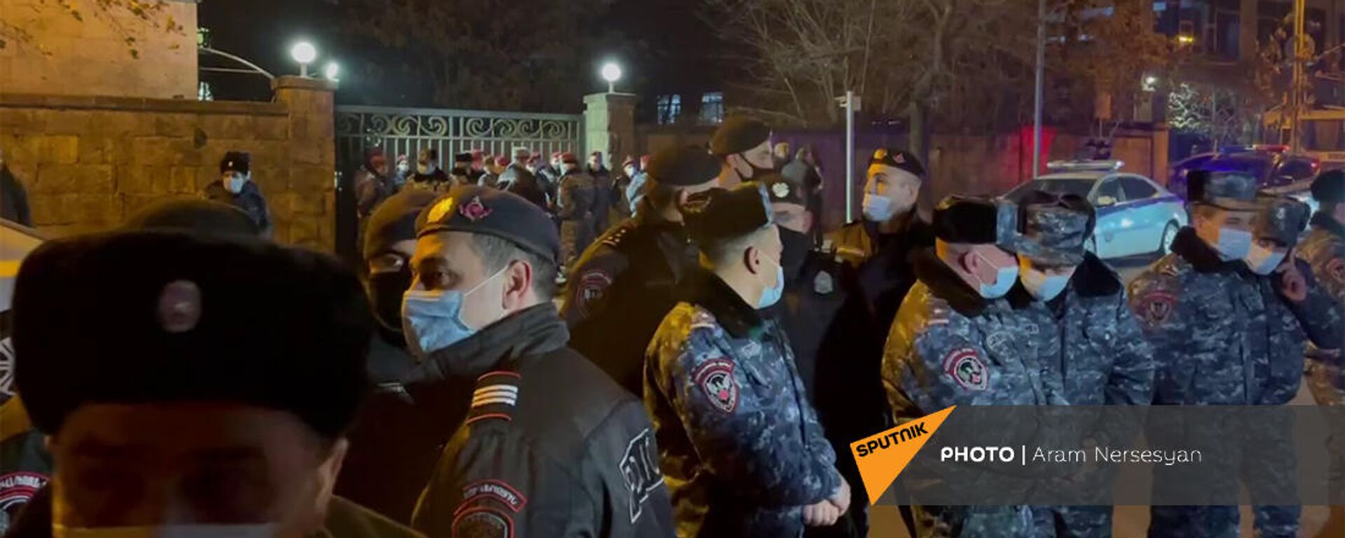 Акция протеста у здания Парламента (7 декабря 2021). Еревaн - Sputnik Արմենիա, 1920, 07.12.2021