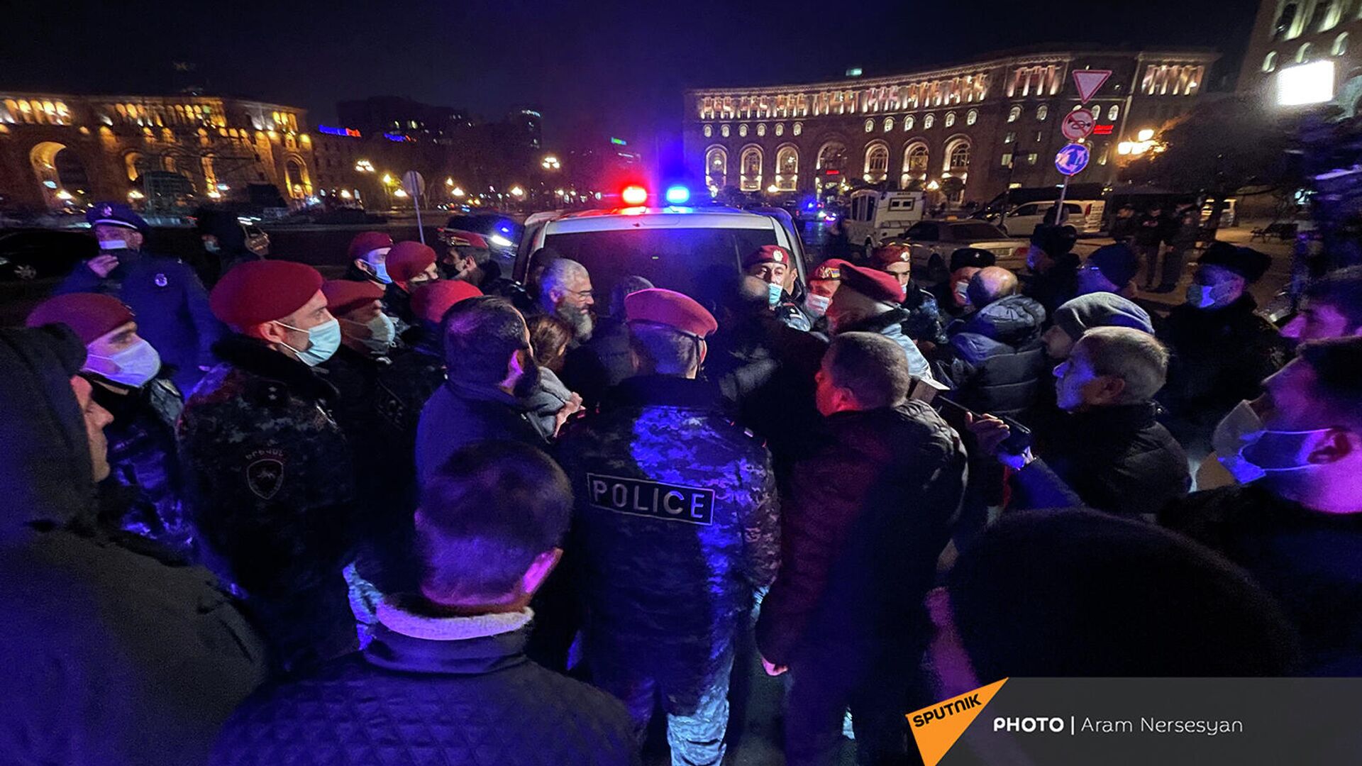 Акция протеста у здания Правительства на площади Республики (7 декабря 2021). Еревaн - Sputnik Армения, 1920, 07.12.2021