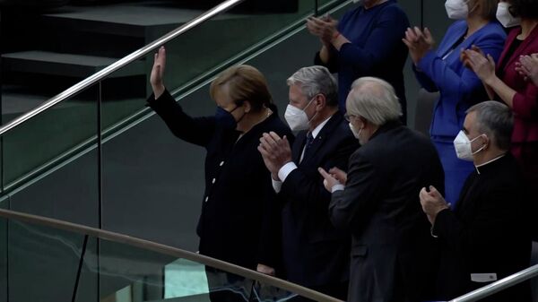 Бундестаг устроил овацию Меркель, которая сегодня после 16 лет правления оставит свой пост - Sputnik Армения