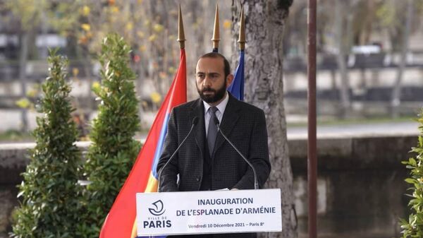 Выступление министра иностранных дел Арарата Мирзояна на официальном открытии Армянской эспланады в Париже - Sputnik Армения