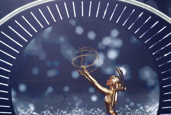 ԱՄՆ ներկայացուցիչ Էլլ Սմիթը «Միսս Տիեզերք-2021» գեղեցկության մրցույթի «Ազգային տարազ» ցուցադրության ժամանակ։ - Sputnik Արմենիա