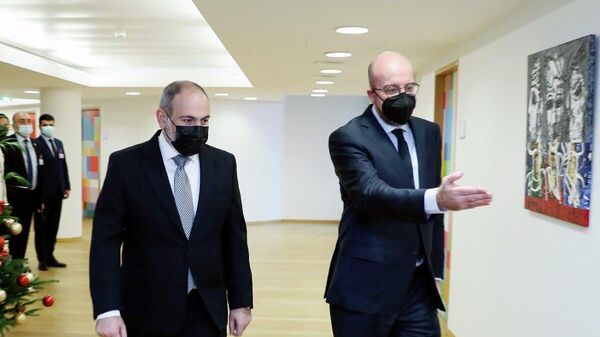 Встреча премьер-министра Никола Пашиняна с президентом Совета Европы Шарлем Мишелем (14 декабря 2021). Брюссель - Sputnik Армения