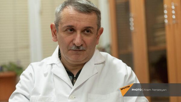 Главный педиатр министерства здравоохранения Армении Сергей Саркисян - Sputnik Армения