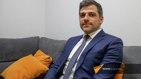 Замминистра здравоохранения Геворг Симонян в гостях радио Sputnik - Sputnik Армения