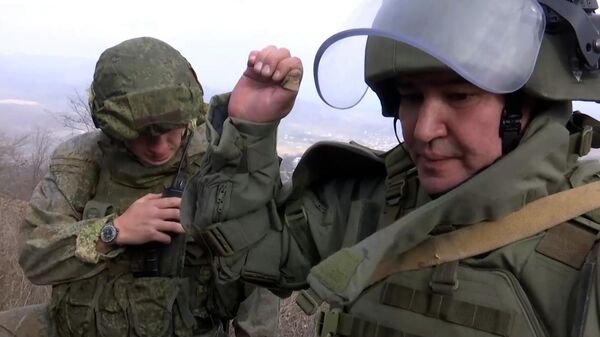 Брифинг представителя российского миротворческого контингента в Нагорном Карабахе полковника Олега Горбунова  - Sputnik Армения