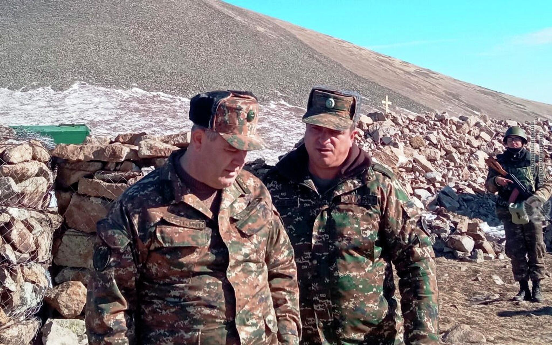Начальник Генштаба ВС генерал-лейтенант Артак Давтян посетил одну из воинских частей Начальник Генштаба ВС генерал-лейтенант Артак Давтян посетил одну из воинских частей - Sputnik Արմենիա, 1920, 30.12.2021
