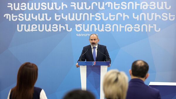 Премьер-министр Никол Пашинян на 30-летии таможенной службы Армении (4 января 2022). Гюмри - Sputnik Армения