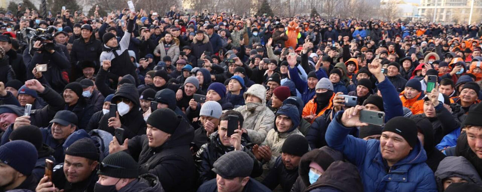 Акция протеста против повышения цен на газ в Мангистауской области (4 января 2022). Казахстан - Sputnik Армения, 1920, 04.01.2022