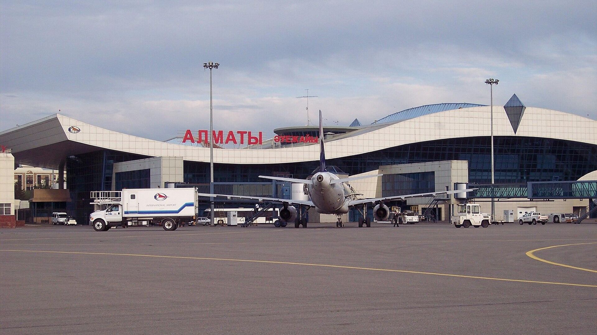 Международный аэропорт Алматы - Sputnik Армения, 1920, 18.01.2022