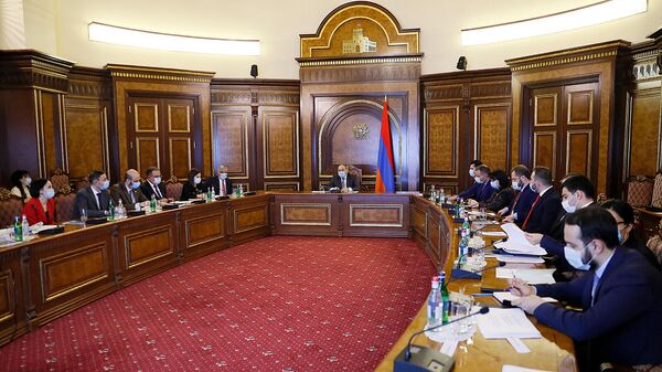 Վարչապետի գլխավորությամբ կայացել է խորհրդակցությունն Հայաստանում առողջության համապարփակ ապահովագրության ներդրման հայեցակարգի նախագիծի մասին (10 հունվարի, 2022թ). Երևան - Sputnik Արմենիա