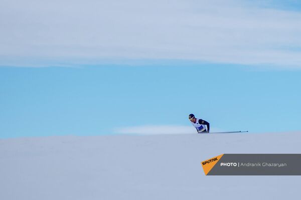 Лыжник из Ашоцка Тадевос Погосян на Чемпионате Армении - Sputnik Армения