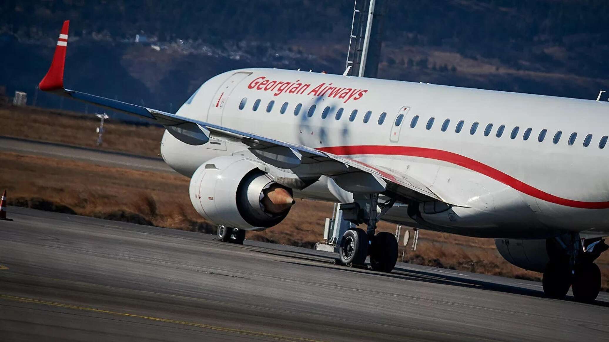 Georgian airways. Правительство Грузии аирзен. Самолет Тбилиси Афина. Грузинские авиалинии самолеты внутри. Спецрейс.