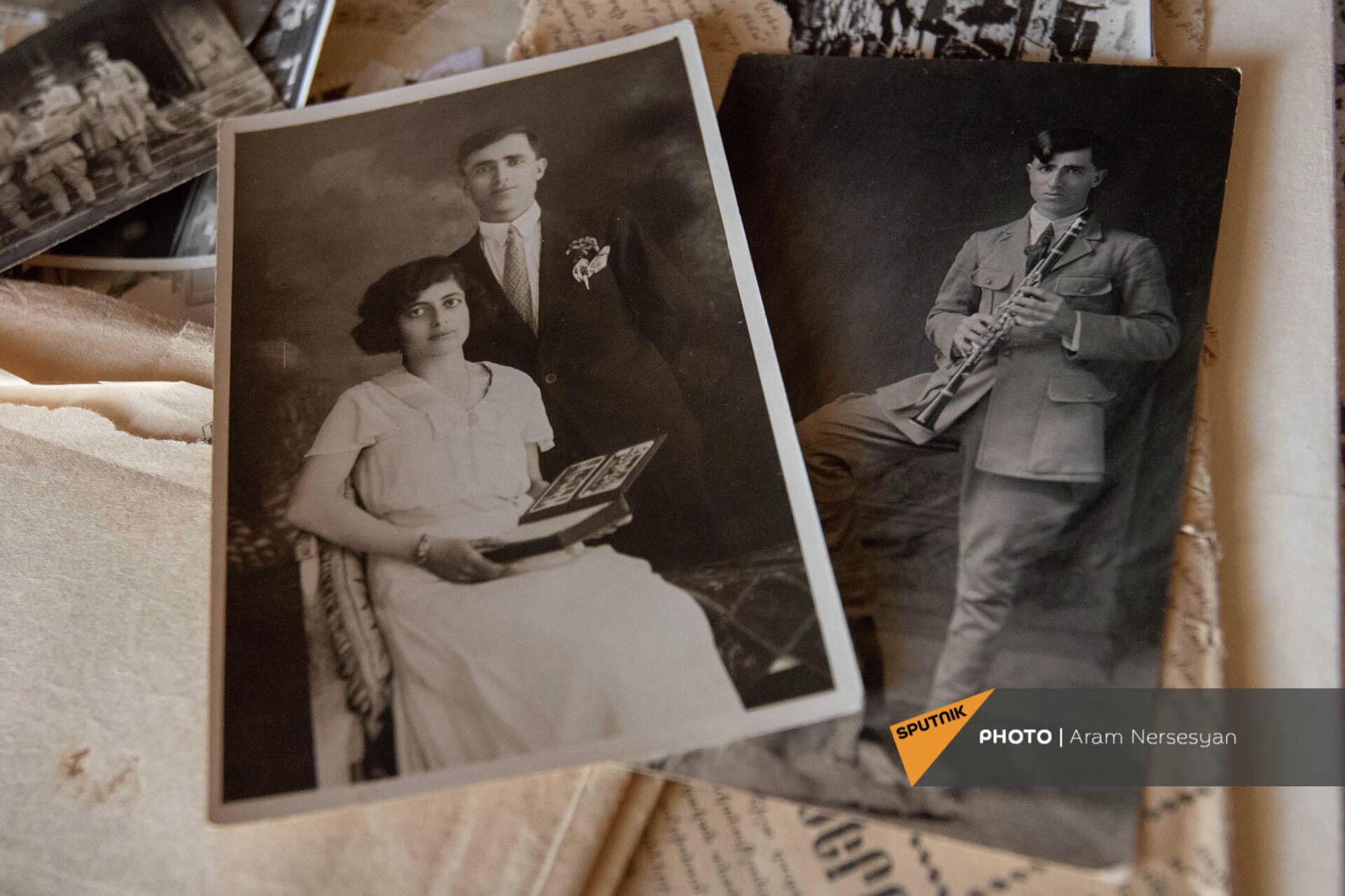Архивные фотографии матери и дяди Ваче Затикяна - Sputnik Армения, 1920, 21.01.2022