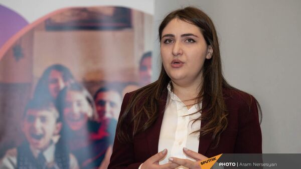 Զինծառայողների ապահովագրության հիմնադրամի փոխտնօրեն Տաթևիկ Յաղջյան - Sputnik Արմենիա