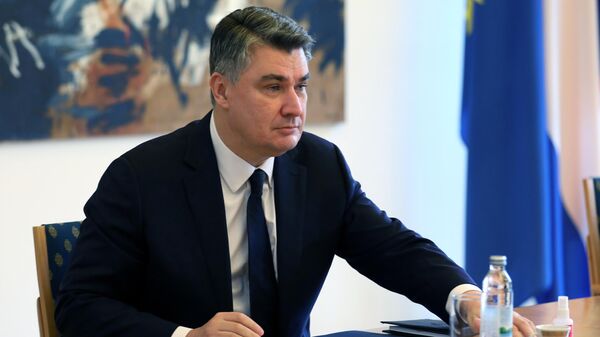 Президент Хорватии Зоран Миланович во время встречи с главой МИД РФ (16 декабря 2020). Загреб - Sputnik Армения