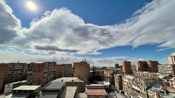 Солнечная погода в Ереване - Sputnik Армения