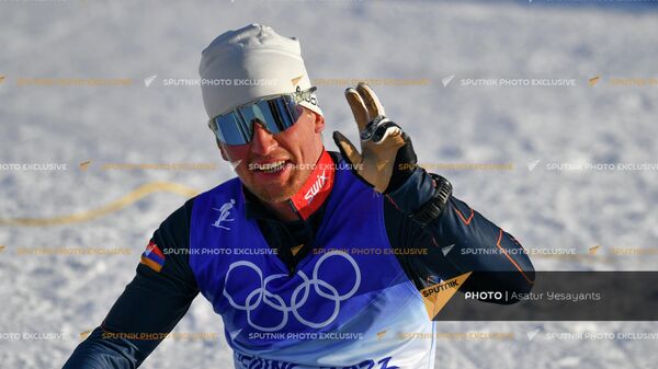 Армянский лыжник Микаэл Микаелян после забега по скиатлону на зимних Олимпийских играх (6 февраля 2022). Пекин - Sputnik Армения