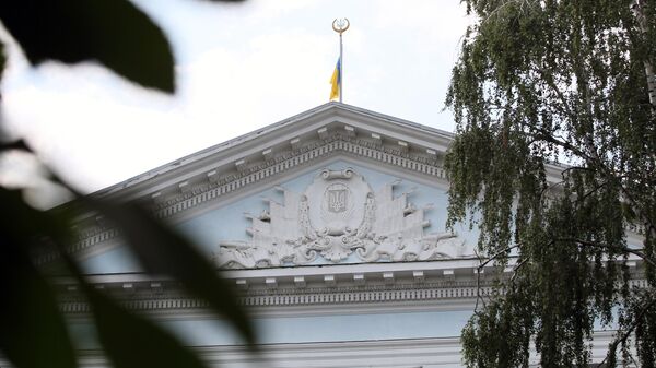 Ուկրաինայի դրոշը պաշտպանության նախարարության շենքի վրա - Sputnik Արմենիա