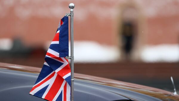 Մեծ Բրիտանիայի դրոշը Բրիտանիայի ԱԳ նախարար Էլիզաբեթ Թրասսի մեքենայի վրա - Sputnik Արմենիա