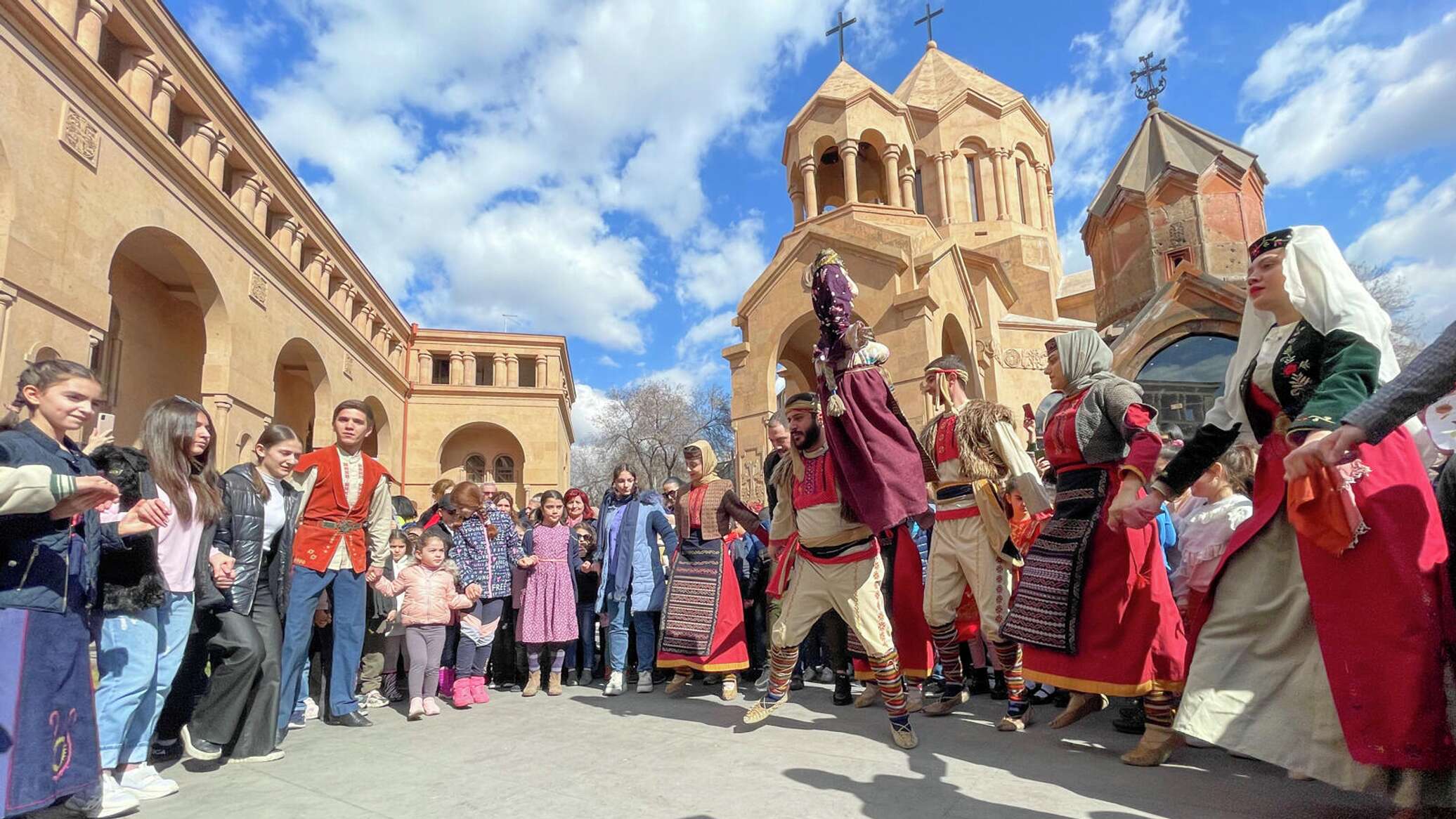 праздник трндез в армении