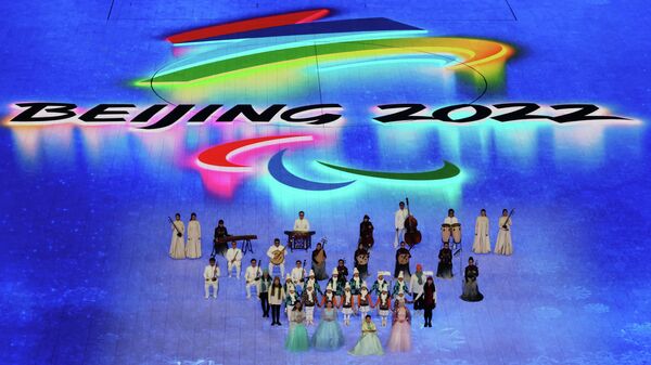 Логотип Паралимпиады на льду во время церемонии открытия (4 марта 2022). Пекин - Sputnik Армения