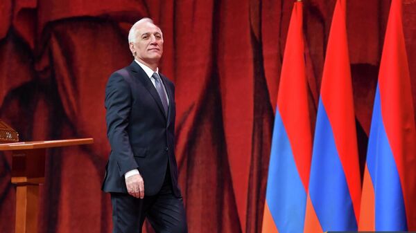 Ваагн Хачатурян во время официальной церемонии инаугурации (13 марта 2022). Еревaн - Sputnik Армения