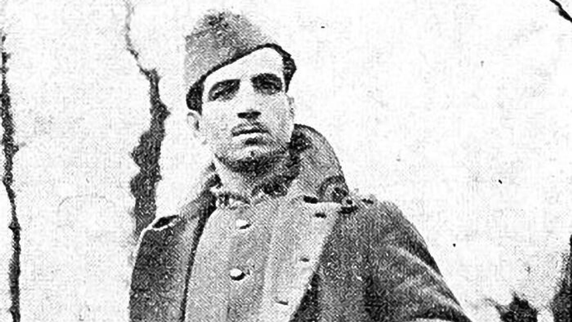 Национальный герой Франции, поэт и переводчик Мисак Манушян - Sputnik Армения, 1920, 01.07.2023