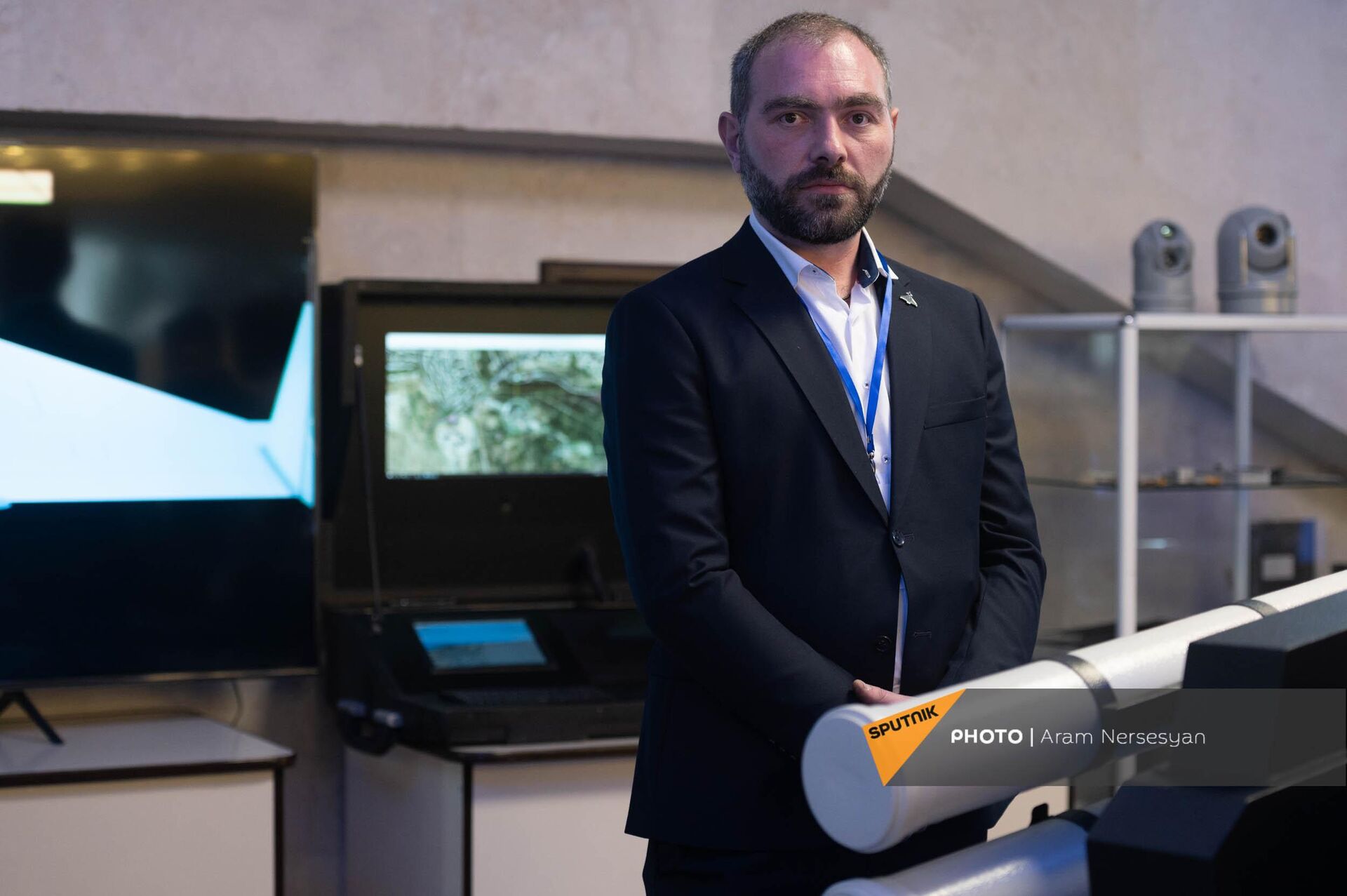 Руководитель компании Davaro Давид Галоян на выставке оборонных технологий ArmHighTech 2022 (31 марта 2022). Еревaн - Sputnik Армения, 1920, 31.03.2022