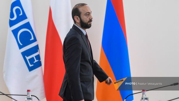 Министр иностранных дел Армении Арарат Мирзоян (1 апреля 2022). Еревaн - Sputnik Армения