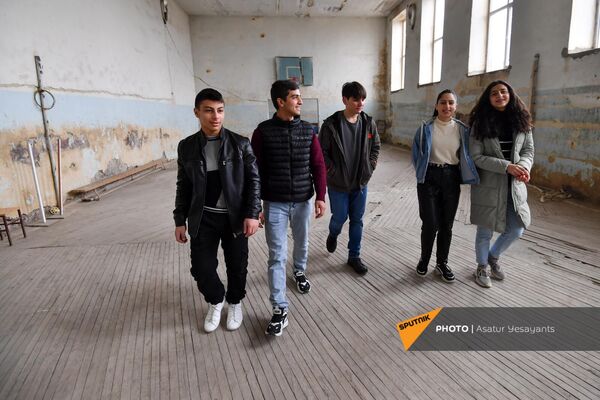 Աբովյան գյուղի դպրոցի աշակերտները - Sputnik Արմենիա