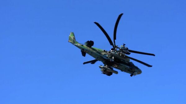 Уничтожение колонны боевой техники ВСУ вертолетами Ка-52. Видео Минобороны России - Sputnik Армения