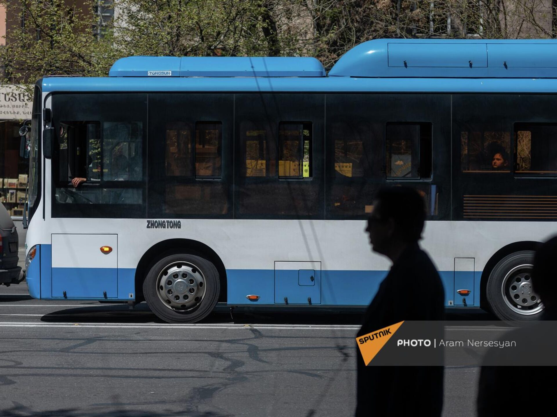 Водитель ереване. Yerevan новый автобус. Новые автобусы Ереван. Маршрутка Ереван. Парк автобусов.