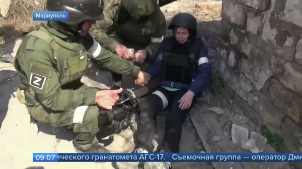 Во время обстрела в зоне спецоперации на Украине была ранена корр Первого канала Ирина Куксенкова - Sputnik Արմենիա