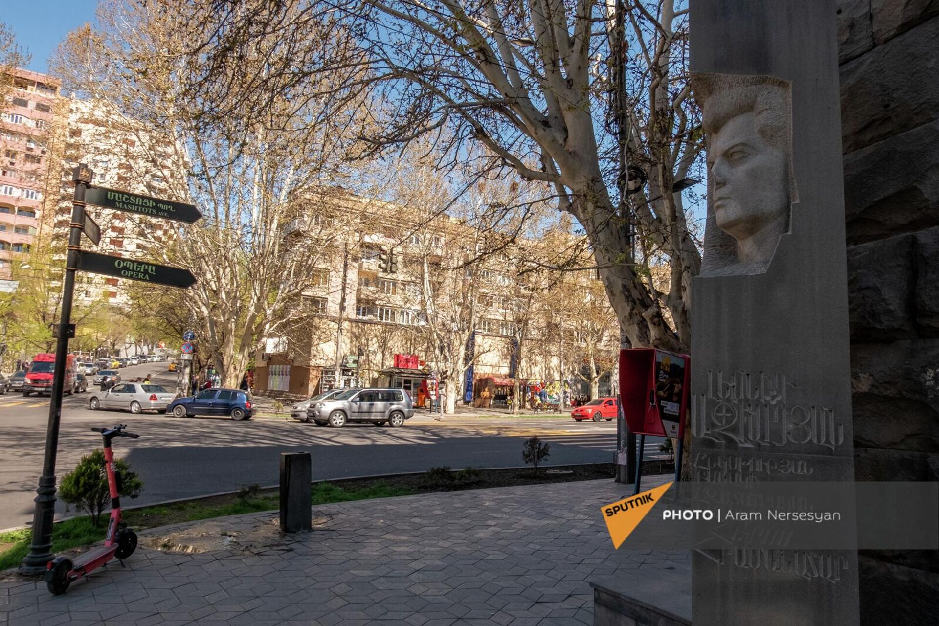Վանդալները պղծել են Լեոնիդ Ազգալդյանի կիսանդրին - Sputnik Արմենիա, 1920, 14.04.2022
