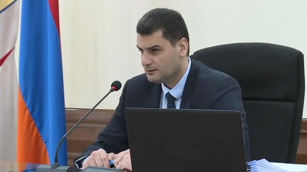 Грачья Саркисян на заседании Совета старейшин (19 апреля 2022). Еревaн - Sputnik Армения