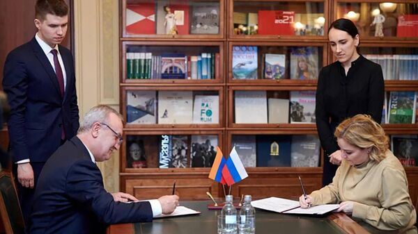 ՀՀ ԿԳՄՍ նախարարության և Ռուսաստանի մշակույթի նախարարության միջև 2022-2025 թթ. մշակութային համագործակցության հուշագիր է ստորագրվել - Sputnik Արմենիա